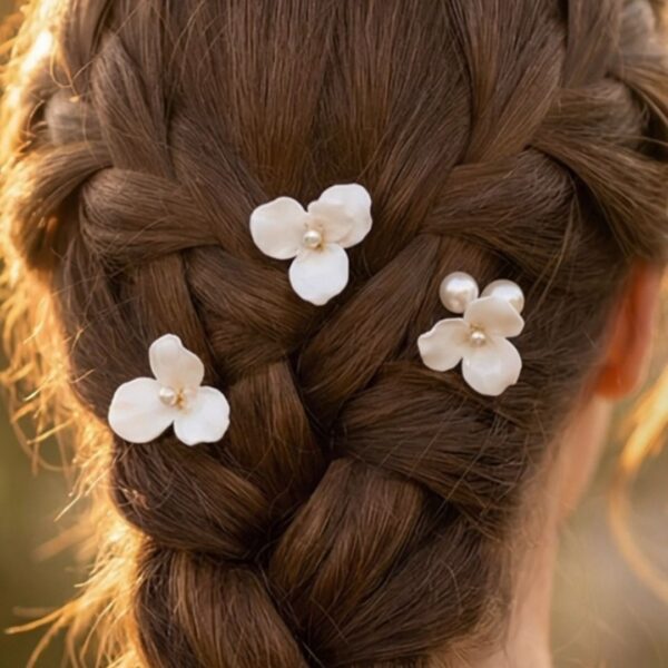Ceramic White Flower and Pearl Hair Pins (Pack of 6)